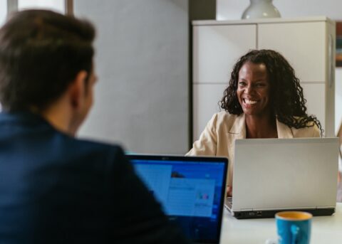 accountants advising client